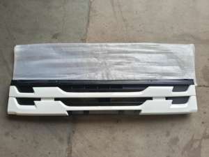 ขายส่งอะไหล่ตกแต่งตัวถังรถบรรทุก กระจังหน้าพลาสติกสีขาวดำ ขนาด 160 ซม. สำหรับ <span class=keywords><strong>ISUZU</strong></span> <span class=keywords><strong>DECA</strong></span> <span class=keywords><strong>360</strong></span> ปี 2008 จากโรงงาน - Product Image 2