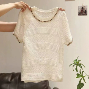 เสื้อยืดแขนสั้นผ้าไหมน้ำแข็งคอวีประดับลูกปัดทรงหลวมระบายอากาศได้ดีสำหรับผู้หญิง เหมาะสำหรับฤดูร้อน - Product Image 1