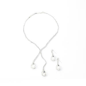 Conjunto de Collar y Aretes de Cristal con Baño de Plata y Diamantes de Imitación, Diseño de Gota de Agua, Romántico y Glamuroso, para Momentos Inolvidables - Product Image 5