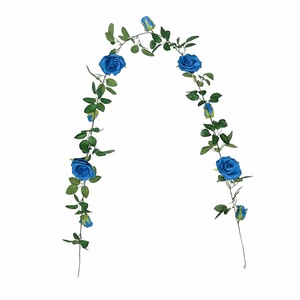 Guirlande de roses artificielles suspendues, guirlande de fleurs en rotin pour plafond festif, Noël, Nouvel An, Thanksgiving - Product Image 2