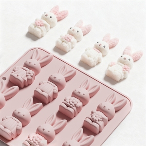 Stampo in Silicone per Dolci a Forma di Coniglietto Pasquale, Set da 8 Pezzi, Grado Alimentare, Facile da Sformare - Product Image 6