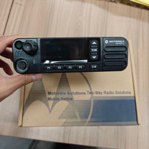 Radio Móvil Digital Motorola DM4601e DMR, Walkie Talkie de Largo Alcance para Sistema de Comunicación Vehicular - Product Image 2