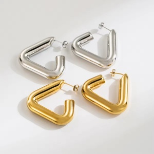 Boucles d'oreilles tendance 2024, bijoux statement, boucles d'oreilles en acier inoxydable plaqué or, lisses, creuses, géométriques, triangulaires, en forme de cerceau - Product Image 1
