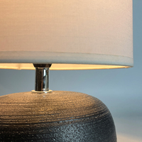 Lampe de table électrique moderne en céramique et tissu flexible avec base E27 pour la décoration de la chambre et du salon