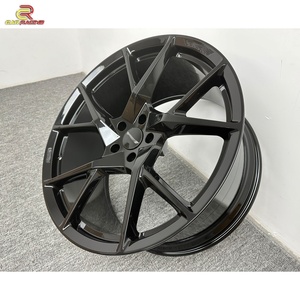 Jantes en alliage d'aluminium pour Lambo URUS 22 23 24 pouces, jantes forgées personnalisées avec bloc central et couvercle en fibre de carbone - Product Image 2