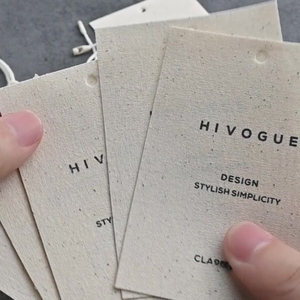 Etiquetas colgantes personalizadas de algodón y lino de lujo con tarjeta transparente Etiquetas con logotipo personalizado para ropa, bolsos y zapatos de mujer - Product Image 3