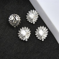 Kancing Kristal Bening Berkilau Berbagai Model, Hiasan Bunga, Kepingan Salju, Pita, Zirkon, Rhinestone untuk Sepatu, Pakaian, Tas Wanita
