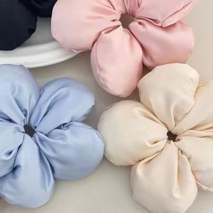 กิ๊บติดผมสีพื้นแบบเกาหลี ผ้าซาติน ยางยืด สำหรับผู้หญิง ขนาด 12.5 ซม. 9 สี ขายดี อุปกรณ์เสริมผม - Product Image 2
