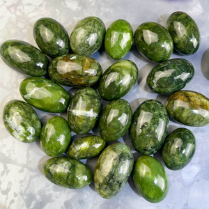 Nuevo llega gran oferta Cristal Natural XiuYan Jade piedras curativas pulidas Xiu Yu piedra caída para Decoración - Product Image 2