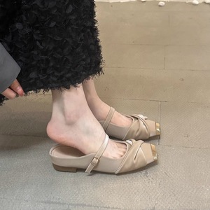 Mules à bout carré en métal pour femme, collection Printemps 2026, chaussures plates Mary Jane en cuir souple à enfiler avec bride unique - Product Image 4