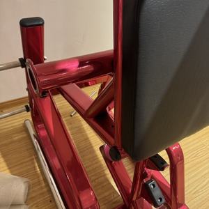 Máquina de Sentadillas Hack Comercial YL-9047 - Sentadillas Hack con Carga de Discos - Prensa de Piernas / Estilo Cybex, Gymleco y Atlantis para Gimnasio - Product Image 3