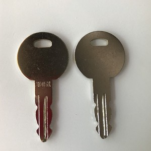 Clé TriMark 1051 de remplacement pour serrures de porte - Product Image 1