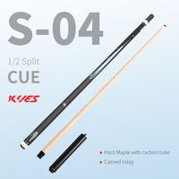 Queue de billard S-04 147cm 19-20oz, pointe 12.4mm, fût en carbone, poignée 2 sections, incrustation sculptée 1/2, billard