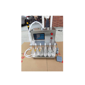Petite machine de remplissage semi-automatique pour sachets et pochettes de jus liquide avec buse d'aspiration - Product Image 6
