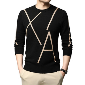 Pullover di lana griffato in maglia di moda - Product Image 2
