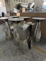 Table de bar moderne en acier inoxydable argenté brillant pour hôtel, mariage, usage commercial, durable