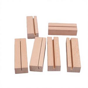 Support d'affichage en bois poli personnalisé pour carte de nom ou numéro de table lors des occasions du Nouvel An - Product Image 3