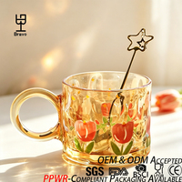 Mug en verre imprimé papillon mignon avec anse en anneau, tasse à café en verre ambré, mug à café en verre texturé martelé pour la maison et le bureau, vaisselle