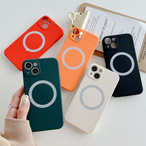 Custodia per telefono con ricarica Wireless in <span class=keywords><strong>Silicone</strong></span> morbido e liquido Tpu per <span class=keywords><strong>iPhone</strong></span> 15 14 <span class=keywords><strong>13</strong></span> 12 11 Pro MAX <span class=keywords><strong>Mini</strong></span> Plus <span class=keywords><strong>Cover</strong></span> - Product Image 2