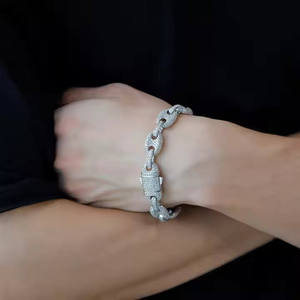 สร้อยข้อมือเงินแท้ 925 สไตล์คิวบา ประดับเพชรโมอิสซาไนต์ VVS ดีไซน์ฮิปฮอป ของขวัญสำหรับผู้ชาย ผู้หญิง ของขวัญวันครบรอบ - Product Image 1
