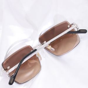 Lunettes de soleil de luxe en argent 925 avec verres bruns et diamants Moissanite VVS pour unisexe, protection UV400 - Product Image 4