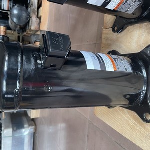 คอมเพรสเซอร์แบบสโครล Copeland รุ่น ZP54KUE-TFM-52E 5 แรงม้า ใช้สารทำความเย็น R410A สำหรับงานอุตสาหกรรม - Product Image 1