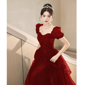 Nuevo <span class=keywords><strong>Vestido</strong></span> <span class=keywords><strong>de</strong></span> Noche <span class=keywords><strong>Rojo</strong></span> <span class=keywords><strong>de</strong></span> Lujo con Diseño <span class=keywords><strong>de</strong></span> Línea A, Largo hasta el Suelo, <span class=keywords><strong>de</strong></span> Satén con Cola Barrida, Ecológico, para Banquete - Product Image 2
