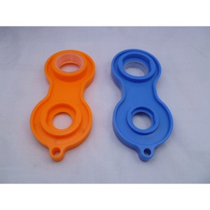 Llave Aireadora Moderna de Cuatro Lados, Herramienta de Reparación y Limpieza de Grifos, Diseño Duradero de Latón y Plástico que Ahorra Agua - Product Image 1