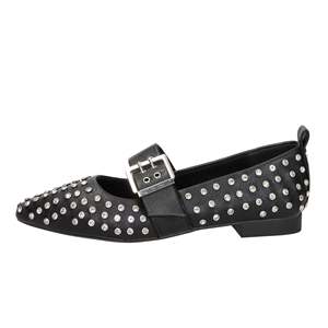 Ballerine da Donna Xti Nere con Borchie, Scarpe Basse a Punta - Product Image 1