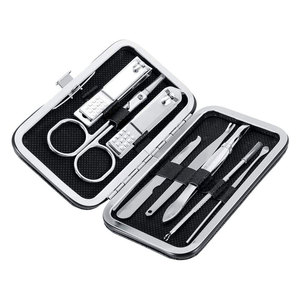 Ensemble de manucure en acier inoxydable avec étui en cuir, ciseaux personnalisés, kit d'instruments de soin des ongles, logo couleur personnalisé, vente en gros - Product Image 1