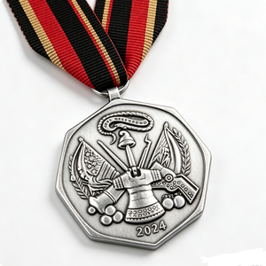 Médaille commémorative en métal personnalisée, design octogonal en relief 3D avec ruban, médaille de récompense plaquée pour les services rendus - Product Image 2