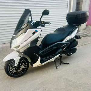 Motocicleta BMWll Modelo 16L de Segunda Mano, con Tanque de Combustible de Largo Alcance, Cómoda y de Motor a Gasolina - Product Image 5