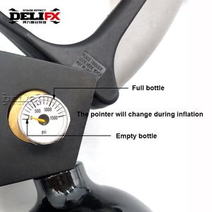 DELIFX Crazy Atmosphere Opération facile Tirer sur le T-Shirt Pistolet Pression d'air à main PVC Tee Shirt Lanceur pour petit spectacle - Product Image 6