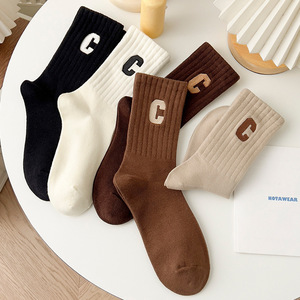 Women's Crew <b>Socks</b> Letter C Mid-Calf Breathable Polyester Autumn <b>Winter</b> Casual <b>Socks</b> For Youth - Product Image 3