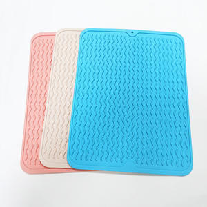 <span class=keywords><strong>Tapis</strong></span> de drainage en silicone à motif ondulé avec crochet pour comptoir, <span class=keywords><strong>tapis</strong></span> de séchage, <span class=keywords><strong>tapis</strong></span> pour évier de bar, <span class=keywords><strong>tapis</strong></span> de repas, planche à découper, <span class=keywords><strong>tapis</strong></span> antidérapant - Product Image 1
