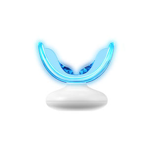 Kit de Blanqueamiento Dental con 16 Bombillas LED y 3 Plumas de Gel de 2ml para Blanqueamiento Dental en Casa - Product Image 1