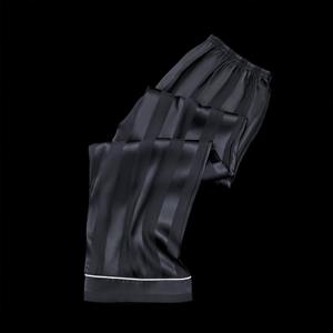 <span class=keywords><strong>Pigiama</strong></span> da <span class=keywords><strong>uomo</strong></span> <span class=keywords><strong>nero</strong></span> personalizzato primavera e autunno vestiti per la casa a manica lunga in seta per il compleanno del ragazzo Set di pigiami in raso - Product Image 3