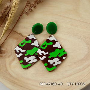 Orecchini pendenti alla moda con motivo mimetico verde marrone, borchie in acrilico per donna, 12 pezzi - Product Image 2