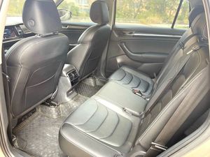 Voiture Skoda <span class=keywords><strong>Kodiaq</strong></span> 2.0T d'occasion à <span class=keywords><strong>prix</strong></span> abordable, cuir véritable, toit ouvrant, 7 places, automatique, disponible en stock à vendre - Product Image 4
