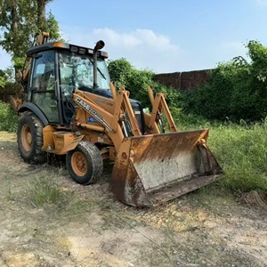 Excavadora de Ruedas Naranja Usada, Modelo 2020, 580M, Cabina Cerrada, Motor Hidráulico, Caja de Cambios, para Ingeniería Municipal - Product Image 4