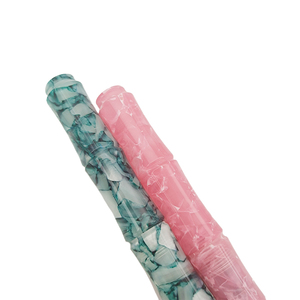 Pluma estilográfica elegante de cuerno acrílico de color barato al por mayor superventas - Product Image 1