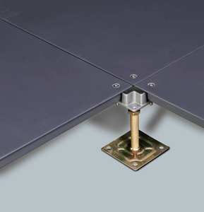 Paneles de Piso Elevado de Acero y Cemento de Alta Calidad con Orificios Abiertos para Ventilación y Gestión de Cables - Product Image 4