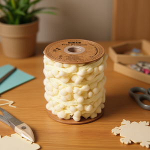 ริบบิ้นอิลัน ปอม-ปอม กว้าง 2.0 ซม. ยาว 1 ม. สีครีม สำหรับงานประดิษฐ์ - Product Image 2