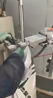 Machine de scellage à froid semi-automatique pneumatique avec moteur pour produits chimiques, boissons, textiles, emballages de marchandises et emballages en bois