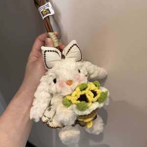 Adorable Llavero de Conejo con Orejas Caídas, Lazo y Falda con Volantes - Bonito Colgante de Peluche para Bolsos, Regalo para Niñas, Decoración para Habitación Infantil - Product Image 4