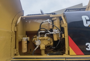 รถขุดตีนตะขาบ CAT 320D มือสองปรับสภาพใหม่ นำเข้าจากญี่ปุ่น น้ำหนัก 20 ตัน ระบบไฮดรอลิก เครื่องยนต์ C6.4 แท้ บุ้งกี๋ขุดขนาด 1.0 ลูกบาศก์เมตร - Product Image 5