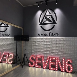 Insegna Luminosa LED Personalizzabile con Numeri, Impermeabile IP65 in Acciaio Inox per Pubblicità Esterna, Eventi e Feste - Product Image 6