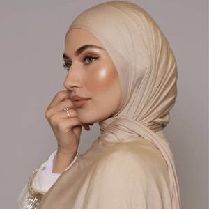 Bufanda Hijab envolvente de Jersey suave transpirable y ligera superventas comodidad durante todo el día para musulmanes - Product Image 1