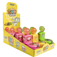 Grappige toiletvormige snoeplollipop met zure poeder, grappige dip-lollipop met fruit smaak, kindersnoepgoed voor grappen