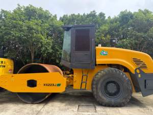 รถบดอัดล้อเดี่ยว XS223J ประสิทธิภาพเสถียร, เครื่องสั่นสะเทือนมือสองสำหรับงานก่อสร้างฐานถนนกรวด - Product Image 2